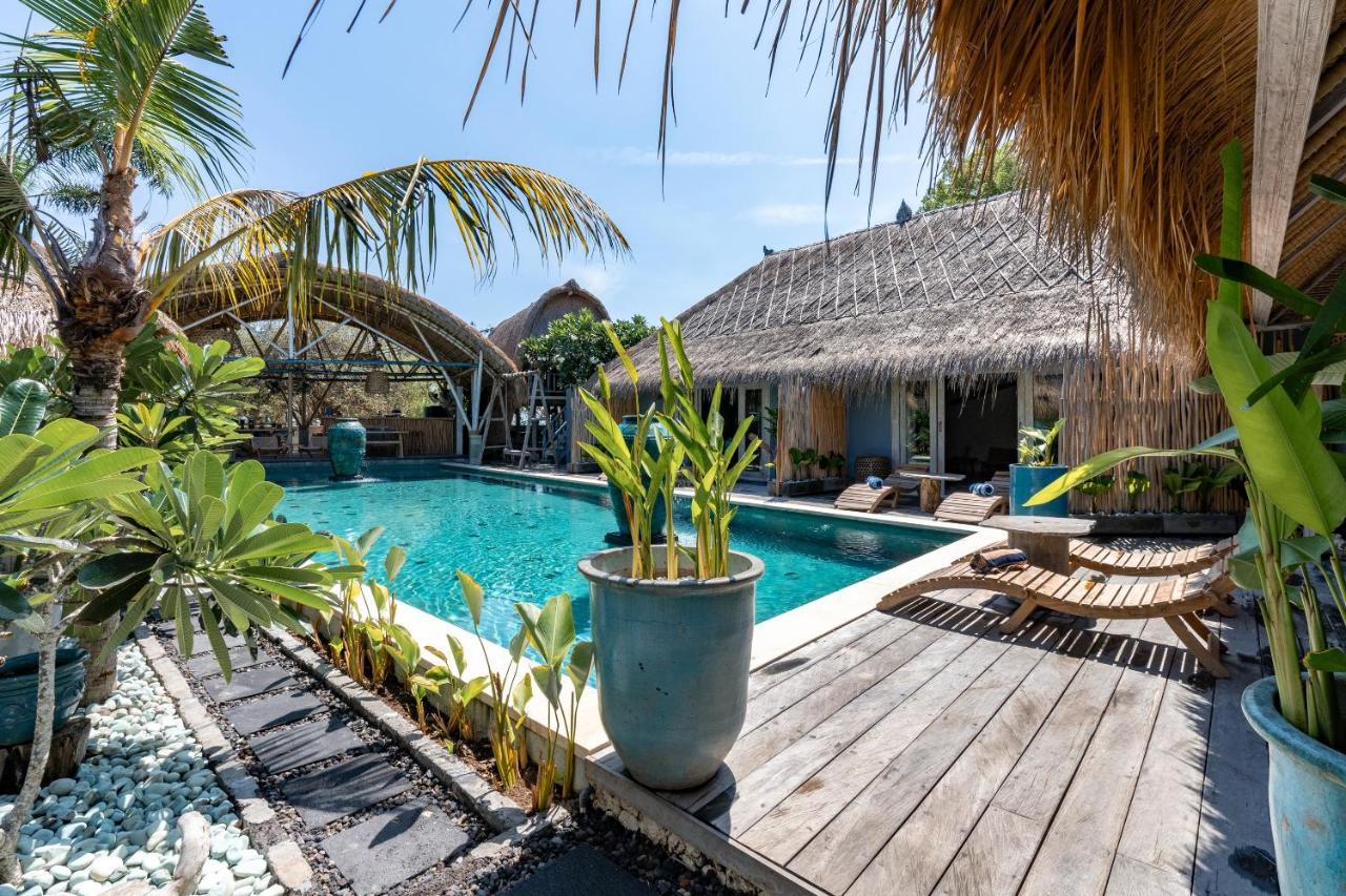 Laguna Biru Nusa Lembongan  Bagian luar foto